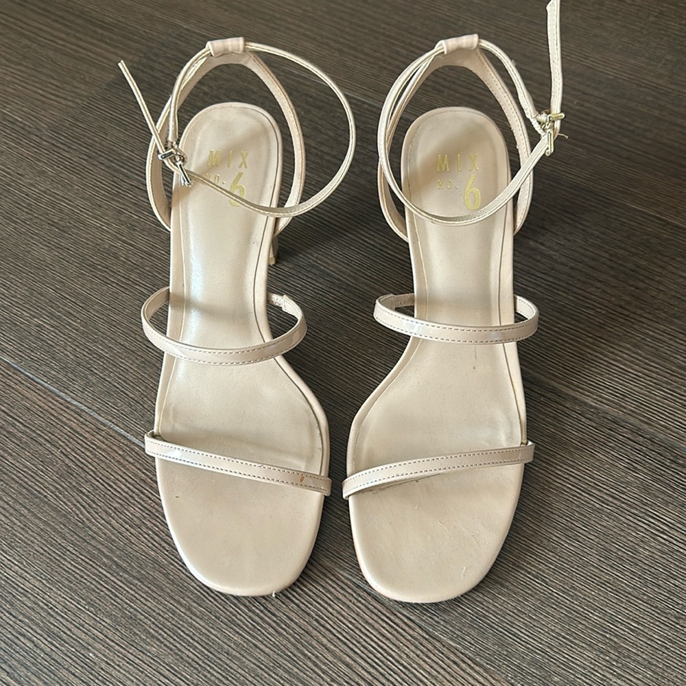 Tan Heels